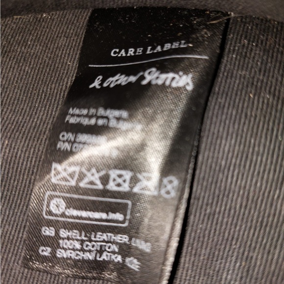 &Other Stories Structured Circle Crossbody Bag Leather - Picture 4 of 4